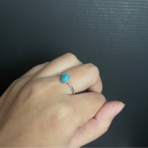 Jewelry - Sterling Silver Turquoise Bezel Dainty Ring Size 8 Signed 925